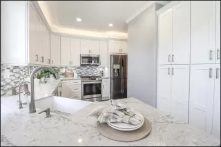 Photo #5: OC23048718 Listing 