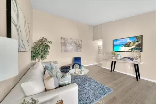 Photo #6: OC23048806 Listing