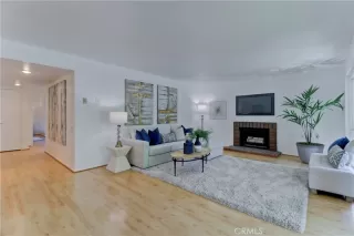 Photo #4: OC23048837 Listing