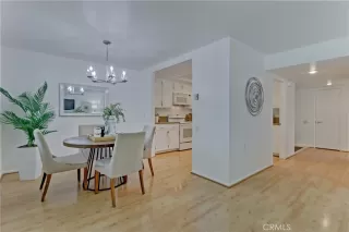 Photo #6: OC23048837 Listing