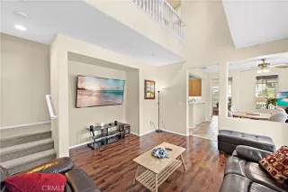 Photo #5: OC23049093 Listing 