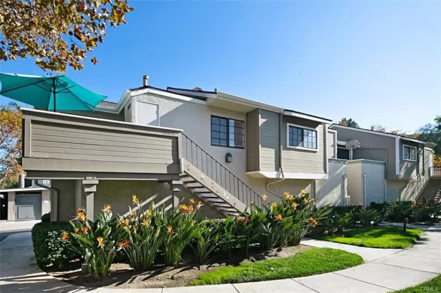 MLS: OC23049211 Condo For Sale