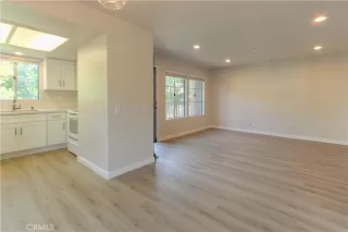 Photo #5: OC23049446 Listing 