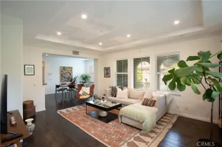 Photo #3: OC23049527 Listing 