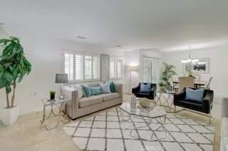 Photo #2: OC23049578 Listing