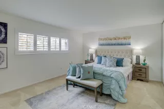 Photo #4: OC23049578 Listing