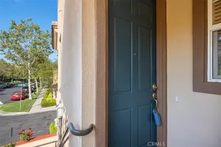 Photo #2: OC23049760 Listing