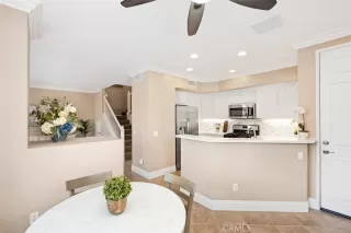 Photo #4: OC23049760 Listing