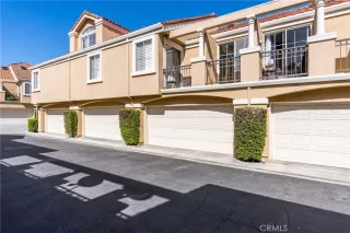 Photo #1: OC23049813 Listing 