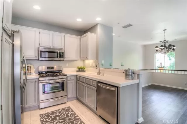 MLS: OC23049816 Condo For Sale