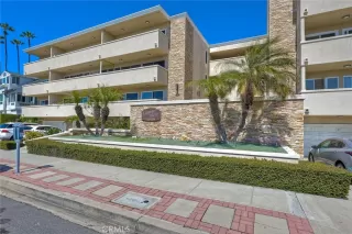 Photo #3: OC23049833 Listing 