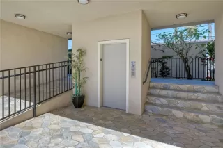 Photo #5: OC23049833 Listing 