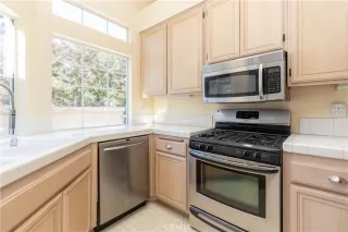 Photo #2: OC23050510 Listing 