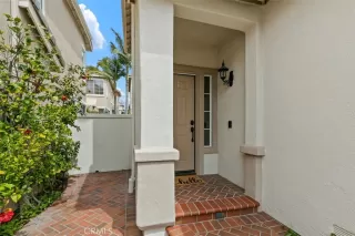 Photo #4: OC23050594 Listing 