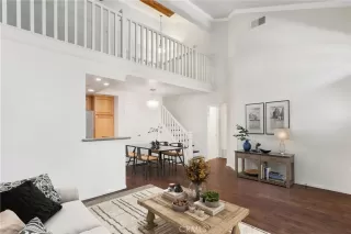 Photo #6: OC23050712 Listing 