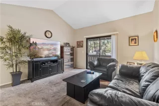 Photo #4: OC23050822 Listing 