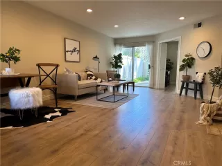 Photo #6: OC23051252 Listing 