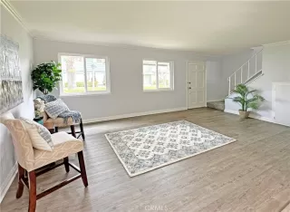 Photo #4: OC23051439 Listing 