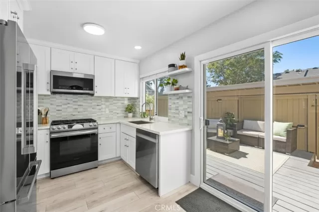 MLS: OC23051802 Condo For Sale