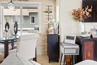 Photo #1: OC23051986 Listing