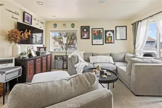 Photo #3: OC23051986 Listing