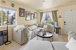 Photo #5: OC23051986 Listing