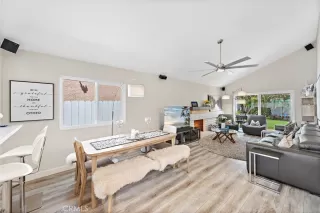 Photo #3: OC23052736 Listing