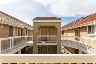 Photo #2: OC23052747 Listing 