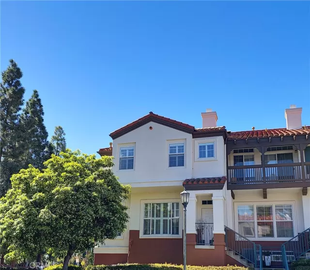 MLS: OC23052825 Condo For Sale