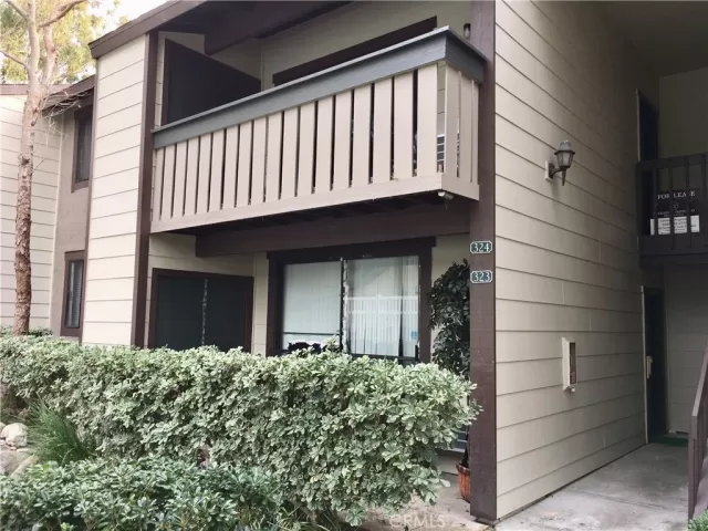 MLS: OC23053146 Condo For Sale