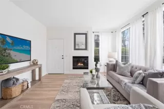 Photo #3: OC23053493 Listing 