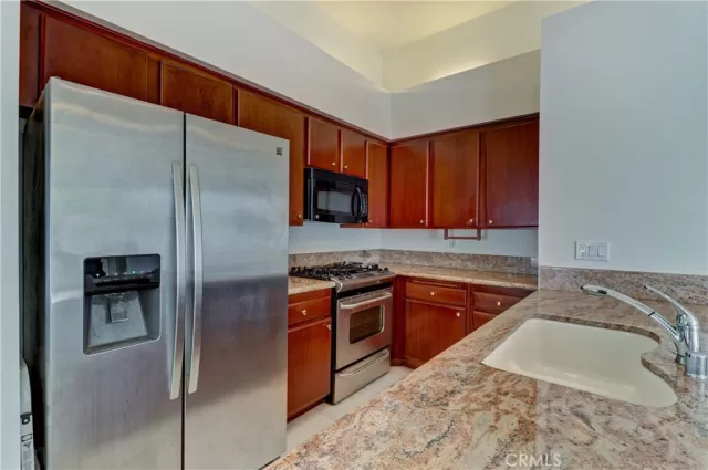MLS: OC23053681 Condo For Sale