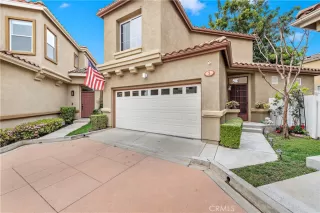 Photo #3: OC23053796 Listing