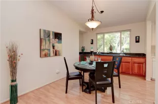 Photo #5: OC23054228 Listing