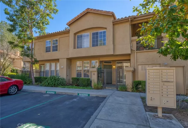 MLS: OC23054234 Condo For Sale