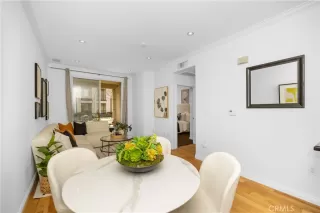 Photo #6: OC23054370 Listing 