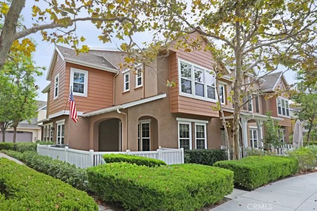 MLS: OC23055091 Condo For Sale