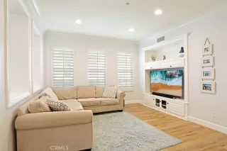 Photo #5: OC23055091 Listing 