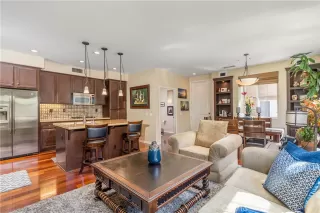 Photo #4: OC23055188 Listing