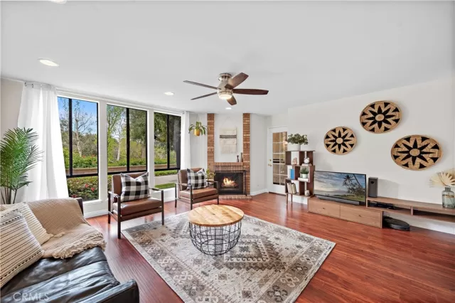 MLS: OC23055991 Condo For Sale