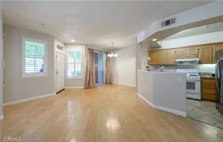 Photo #3: OC23056110 Listing 