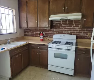 Photo #4: OC23056277 Listing