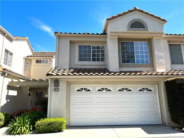 MLS: OC23056741 Condo For Sale