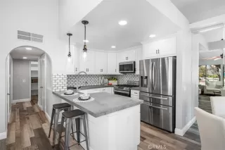 Photo #3: OC23056751 Listing 