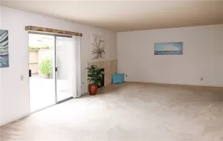 Photo #3: OC23056830 Listing