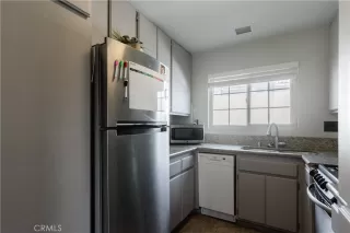 Photo #5: OC23056898 Listing