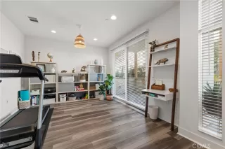 Photo #4: OC23057203 Listing