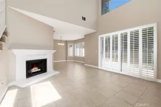 Photo #6: OC23057220 Listing 