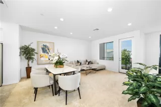 Photo #5: OC23057257 Listing 