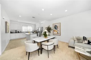 Photo #6: OC23057257 Listing 